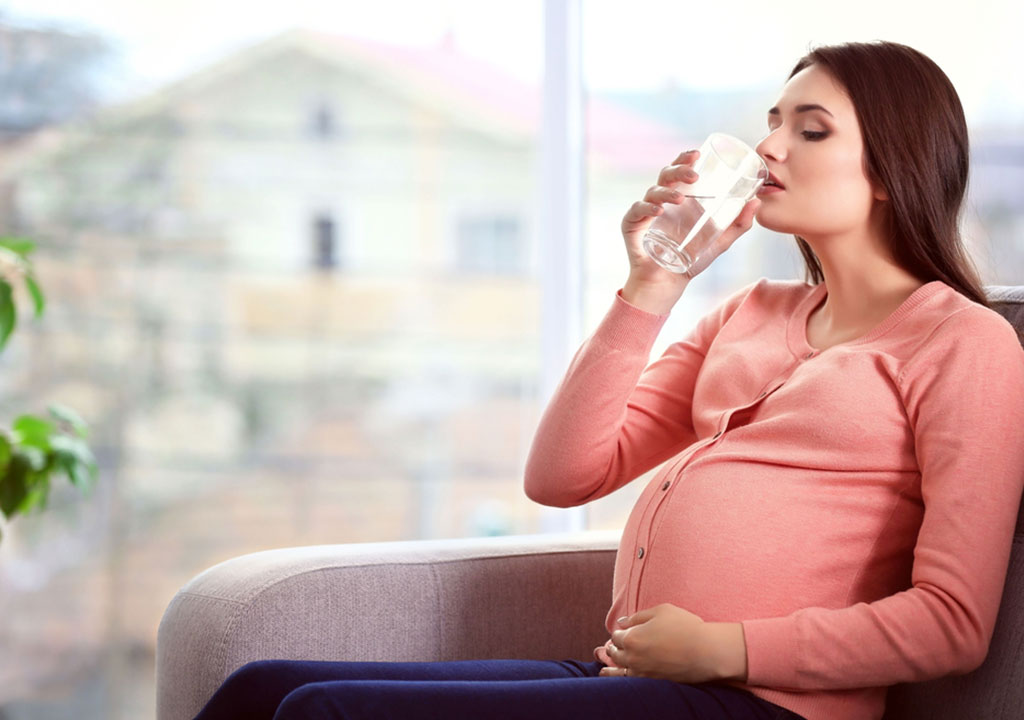 Dry Mouth during pregnancy: Causes, symptoms and treatment